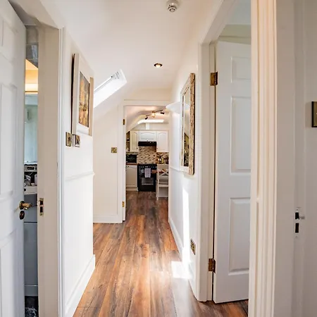 Westend Hideaway Daire